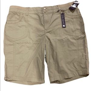 3 pairs of brand new Jean shorts woman size 18W